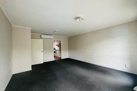 Photo of property in 2/46 School Road, Morningside, Auckland, 1021