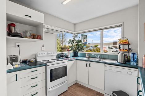 Photo of property in 1/84 Main North Road, Papanui, Christchurch, 8052