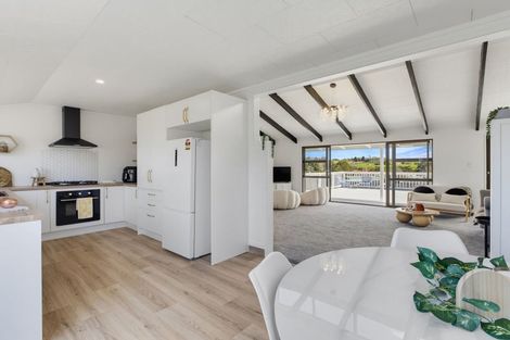 Photo of property in 16 Kaiwaka-mangawhai Road, Kaiwaka, 0975