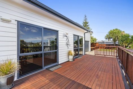 Photo of property in 67a Pohutukawa Place, Bell Block, New Plymouth, 4312