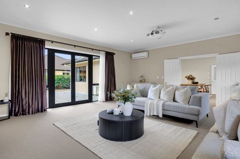 Photo of property in 25 Langdale Court, Huntington, Hamilton, 3210