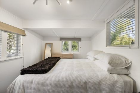 Photo of property in 1018 Great North Road, Point Chevalier, Auckland, 1022