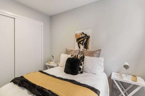 Photo of property in 36 Tokai Place, Glen Eden, Auckland, 0602