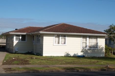 Photo of property in 227 Robertson Road, Mangere East, Auckland, 2024