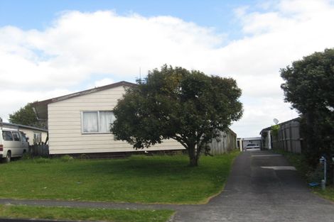 Photo of property in 2/20 Burundi Avenue, Clendon Park, Auckland, 2103