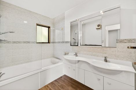 Photo of property in 31 Shuttleworth Place, Manly, Whangaparaoa, 0930