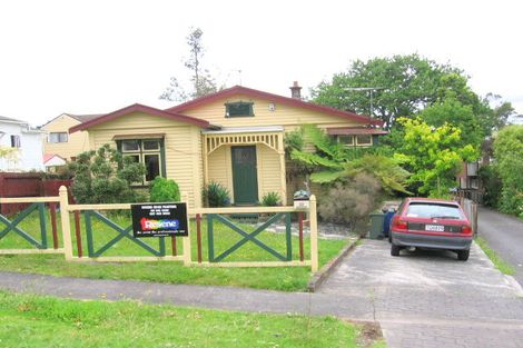Photo of property in 3/32a Clayburn Road, Glen Eden, Auckland, 0602