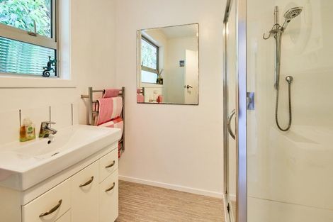 Photo of property in 16 Voltaire Street, Karori, Wellington, 6012