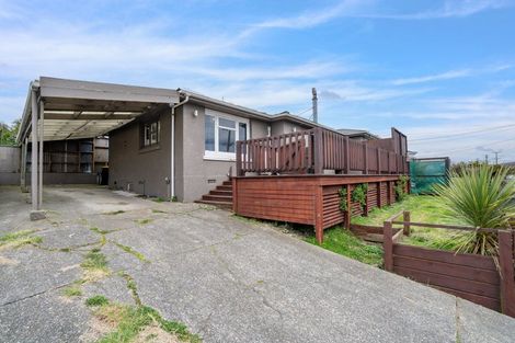 Photo of property in 44 Ocean Beach Road, Bluff, 9814