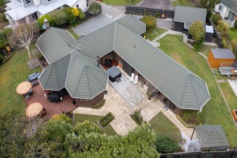 Photo of property in 21 Hurunui Street, Waikanae, 5036