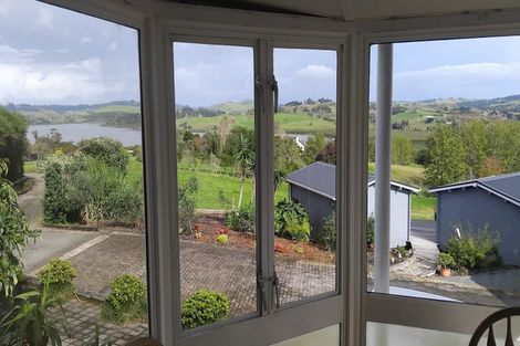 Photo of property in 156 Petley Road, Paparoa, 0571