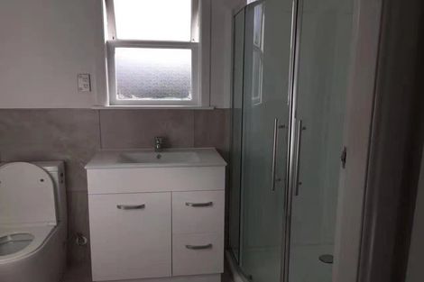 Photo of property in 36 Longburn Road, Henderson, Auckland, 0610