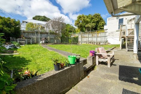 Photo of property in 23 Nairn Street, Mount Cook, Wellington, 6011