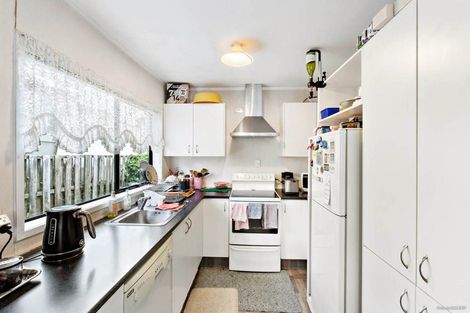 Photo of property in 1/178 Beach Haven Road, Beach Haven, Auckland, 0626