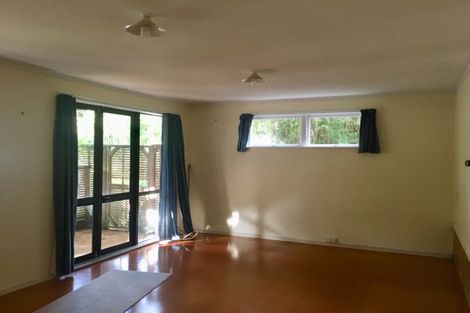 Photo of property in 62 Braemar Road, Castor Bay, Auckland, 0620