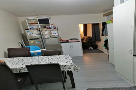 Photo of property in 1/50 Clyde Street, Island Bay, Wellington, 6023