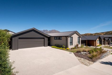 Photo of property in 11 Till Street, Jacks Point, 9371