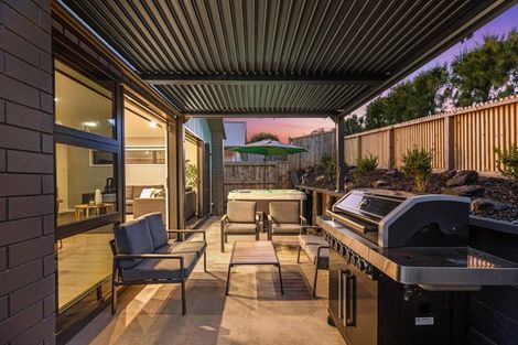 Photo of property in 38 Audax Lane, Pyes Pa, Tauranga, 3112