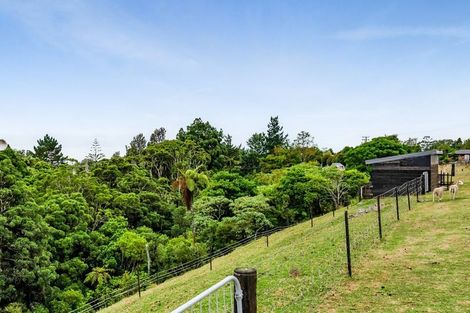 Photo of property in 242 Henwood Road, Paraite, New Plymouth, 4372
