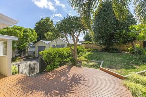 Photo of property in 172 Lake Road, Belmont, Auckland, 0622