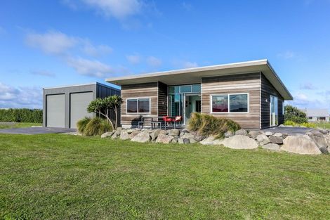 Photo of property in 63 Anglers Avenue, Warea, 4381