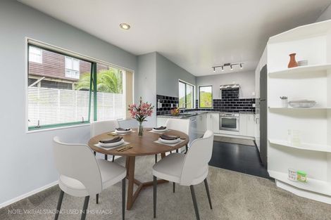 Photo of property in 2/21 Contessa Drive, Glenfield, Auckland, 0629