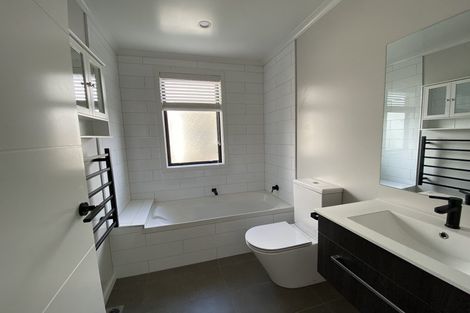 Photo of property in 2/14 Abbotsford Street, Whitiora, Hamilton, 3200