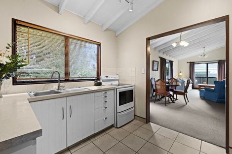 Photo of property in 18b Middle Road, Havelock North, 4130