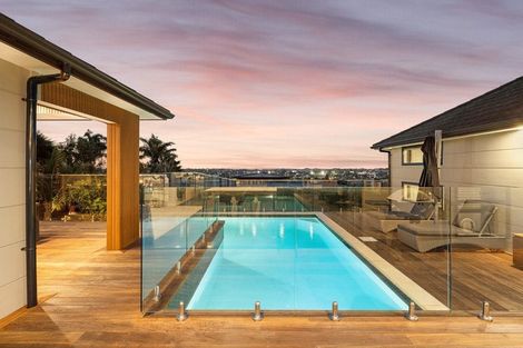 Photo of property in 328 Upper Queen Street, Pukekohe, 2120