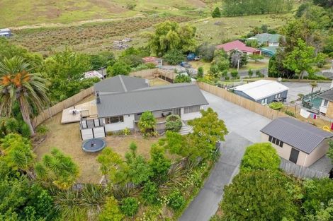 Photo of property in 82 Rayner Road, Huntly, 3700