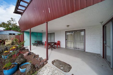 Photo of property in 26 Ewbank Place, Manurewa, Auckland, 2102