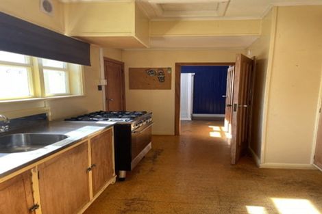 Photo of property in 22 Savage Crescent, West End, Palmerston North, 4412