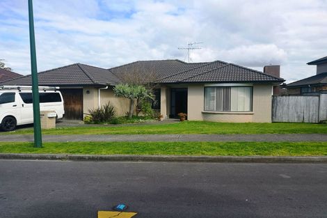 Photo of property in 41 Speyside Crescent, Flat Bush, Auckland, 2016