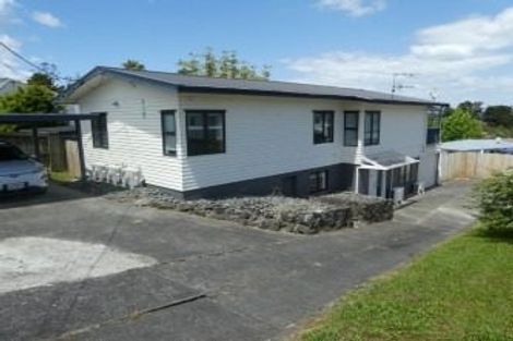 Photo of property in 81 Hobsonville Road, West Harbour, Auckland, 0618