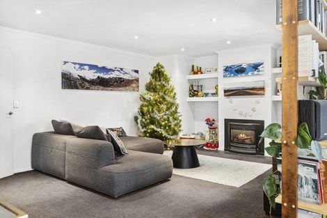 Photo of property in 6 Hyland Street, Wanaka, 9305