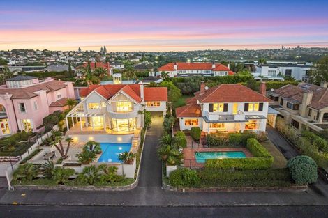 Photo of property in 82 Paritai Drive, Orakei, Auckland, 1071