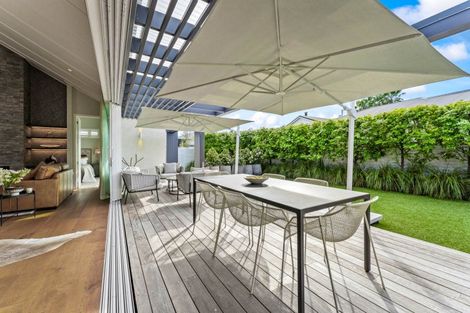 Photo of property in 18 Torea Road, Matakana, Warkworth, 0985