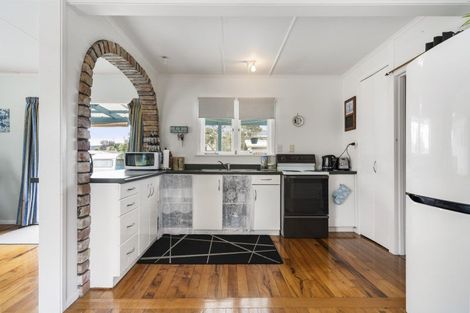 Photo of property in 302 Sylvia Road, Whangamata, 3620