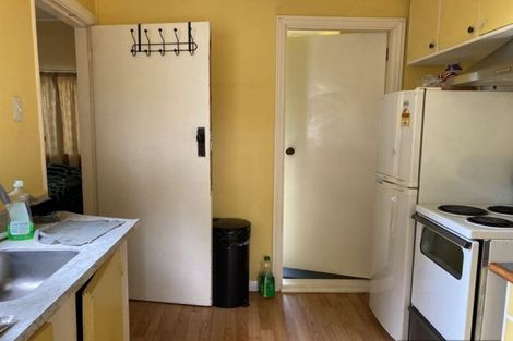 Photo of property in 8 Victor Road, Raumati Beach, Paraparaumu, 5032