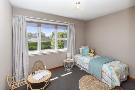 Photo of property in 9 Greenwood Close, Mairehau, Christchurch, 8013