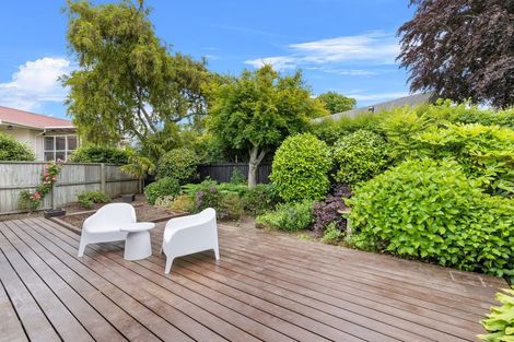 Photo of property in 2/65a Hamilton Avenue, Ilam, Christchurch, 8041