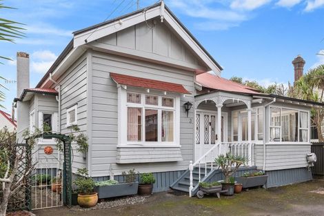 Photo of property in 3 Garden Terrace, Devonport, Auckland, 0624