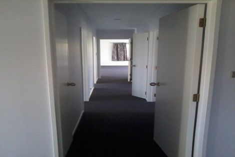 Photo of property in 12 O'sullivan Place, Waiuku, 2123