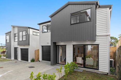 Photo of property in 165d Wiseley Road, West Harbour, Auckland, 0618
