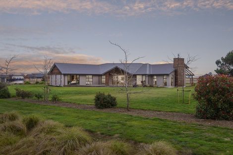 Photo of property in 14 Kingsdowne Drive, West Melton, 7618