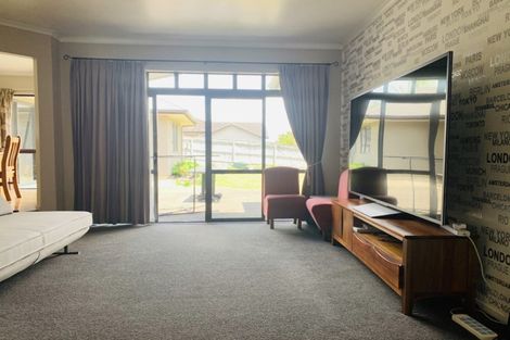 Photo of property in 26 Pitoitoi Avenue, Greenhithe, Auckland, 0632