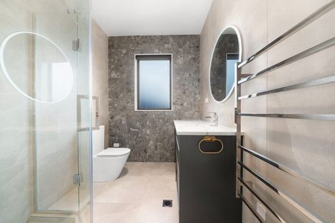 Photo of property in 6 Wheki Place, Swanson, Auckland, 0614