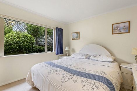 Photo of property in 102a Parkvale Road, Karori, Wellington, 6012