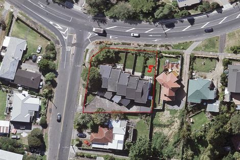 Photo of property in 5/60 West Coast Road, Glen Eden, Auckland, 0602