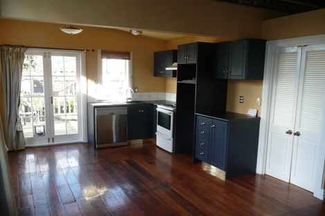 Photo of property in 15 Nairn Street, Mount Cook, Wellington, 6011